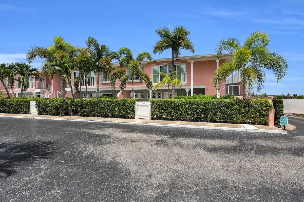 475 Tequesta Dr #16, Tequesta: photo 1 of 28