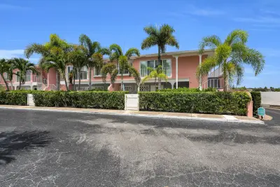 475 Tequesta Dr #16, Tequesta: photo 1 of 28