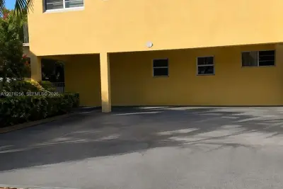 536 Euclid Ave #9, Miami Beach: photo 1 of 21