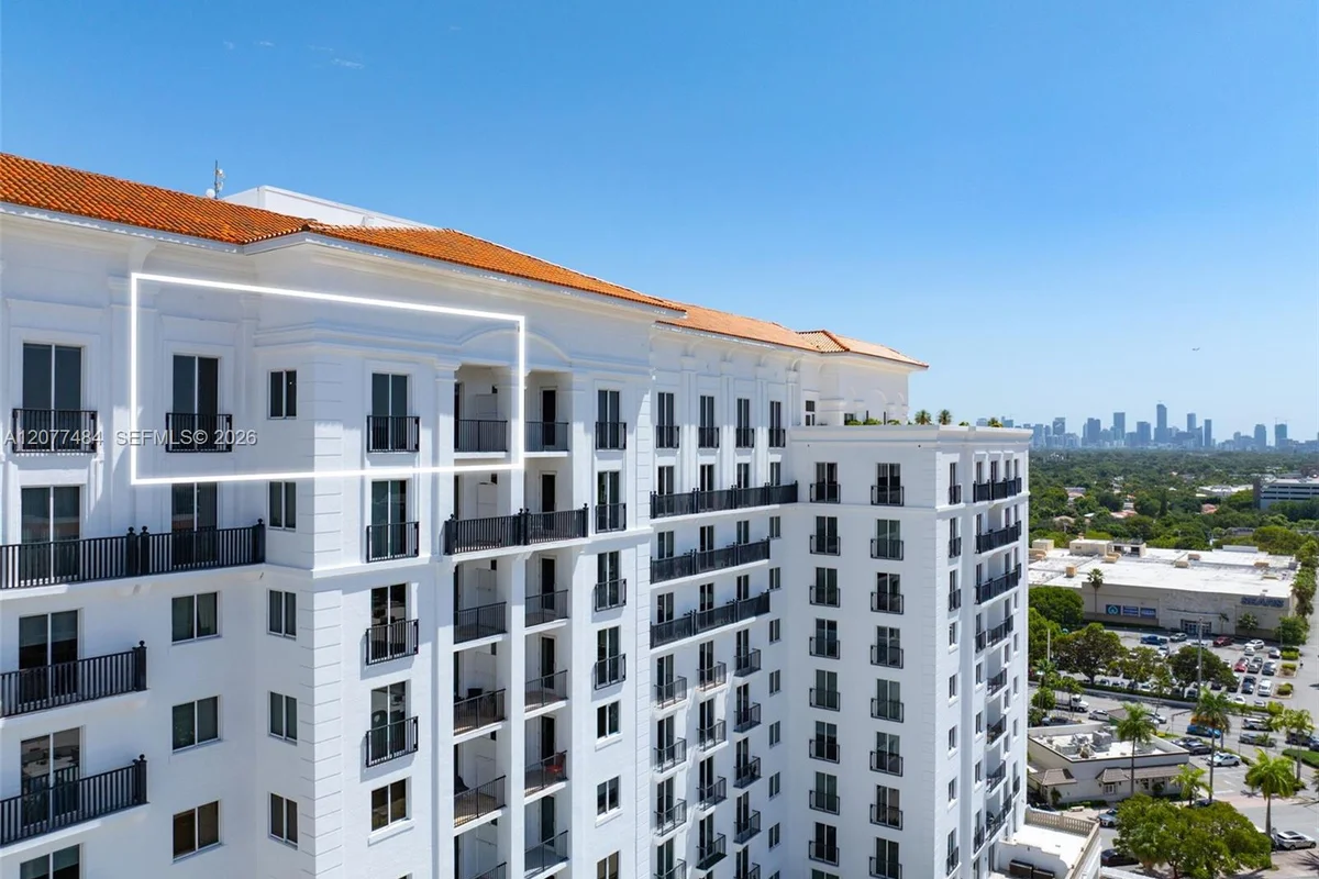 10 Aragon Ave #1601, Coral Gables: photo 1 of 19