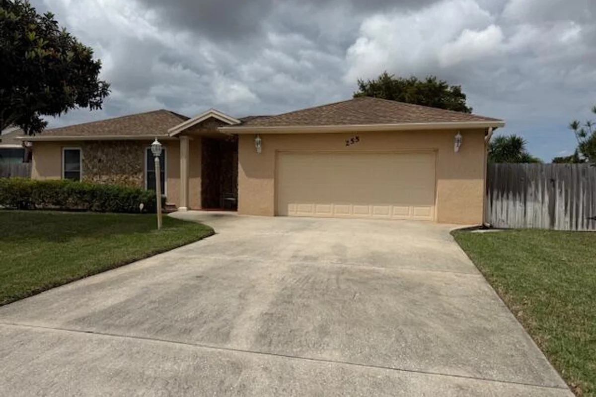 255 Sandpiper Ave, Royal Palm Beach: photo 1 of 68