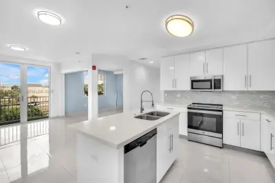 2651 NE 212th Ter #301, Miami: photo 1 of 22