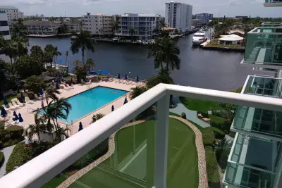 3233 NE 34th St #620, Fort Lauderdale: photo 1 of 27