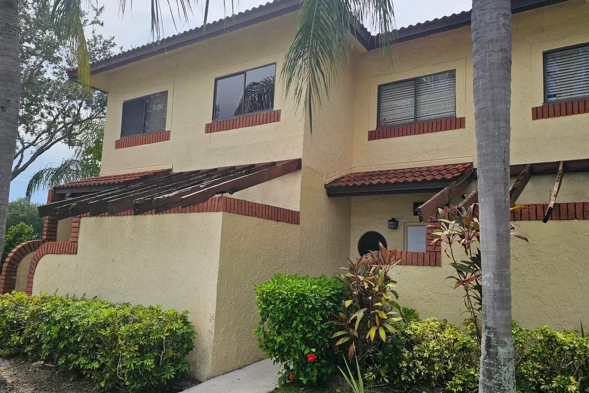 4621 NW 88th Ave, Sunrise: photo 1 of 8