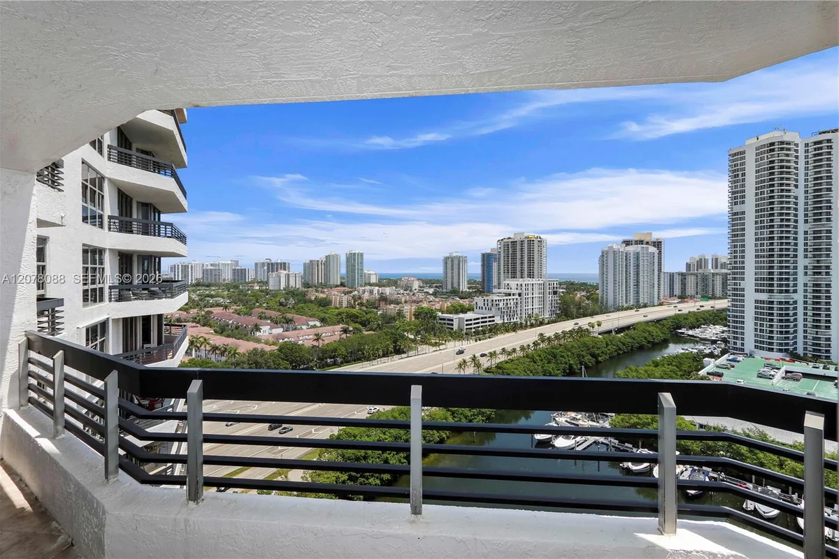 3400 NE 192nd St #1911, Aventura: photo 1 of 28
