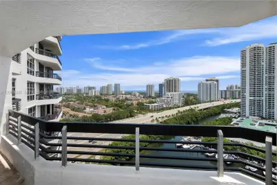 3400 NE 192nd St #1911, Aventura: photo 1 of 28