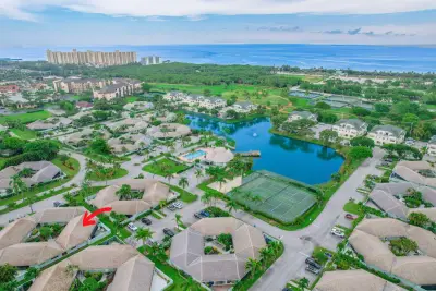 1127 E Seminole Ave E #11B, Jupiter: photo 1 of 1