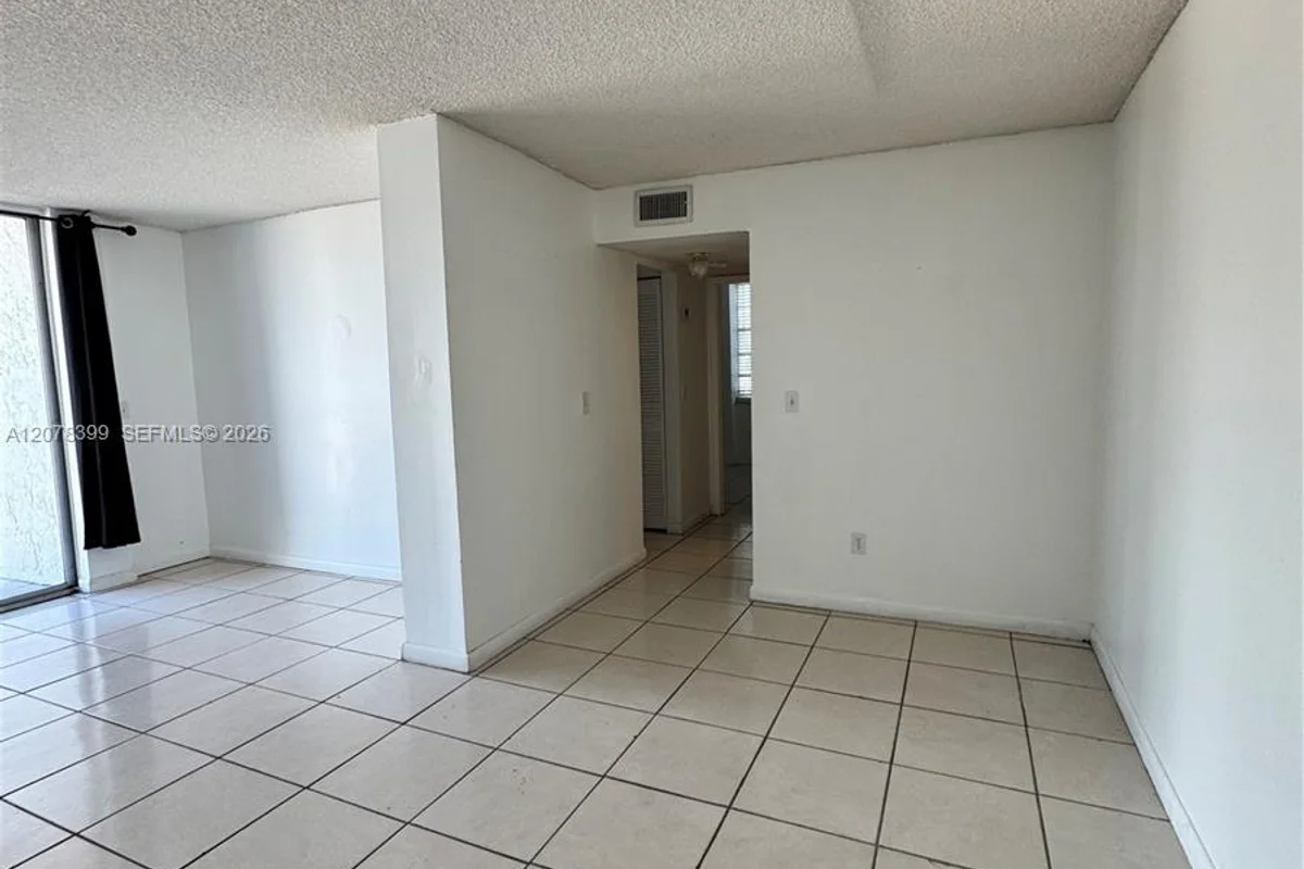 12105 NE 6th Ave #304, North Miami: photo 1 of 18