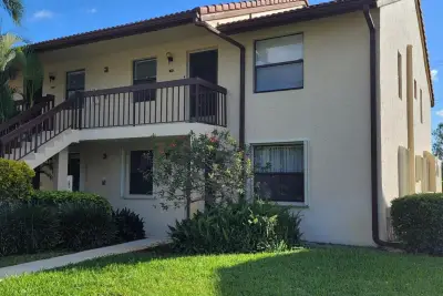 4626 Lucerne Lakes Blvd E #106, Lake Worth: photo 1 of 17