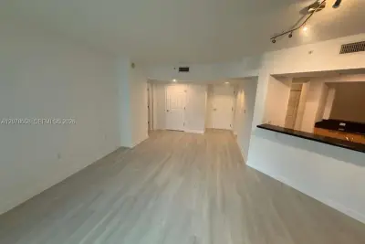 140 S Dixie Hwy #816, Hollywood: photo 1 of 9