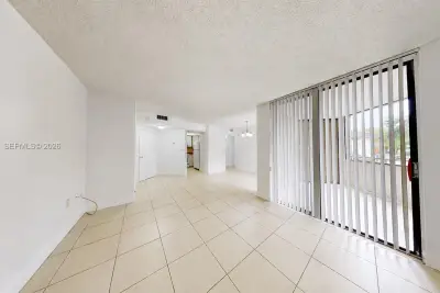 8205 SW 152nd Ave #F212, Miami: photo 1 of 11