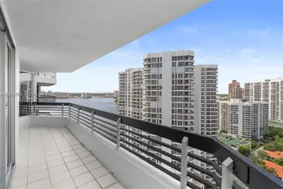 19195 NE 36th Ct #2502, Aventura: photo 1 of 32