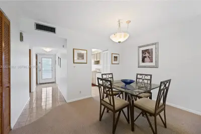 8305 NW 61st St #C303, Tamarac: photo 1 of 27