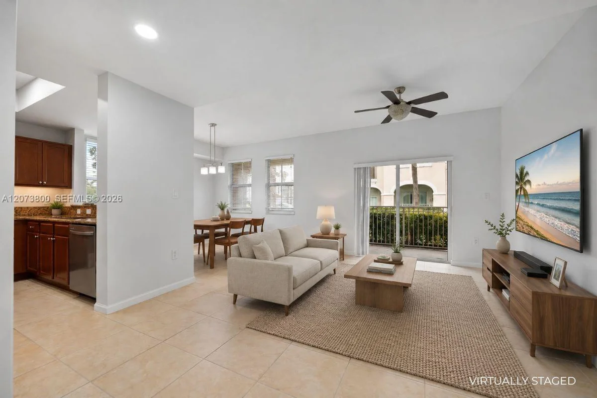 11503 NW 89th St #101, Doral: photo 1 of 49