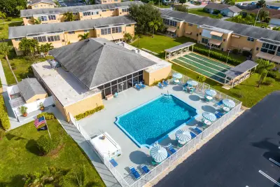 108 NE 20th Ave NE #201, Boynton Beach: photo 1 of 39