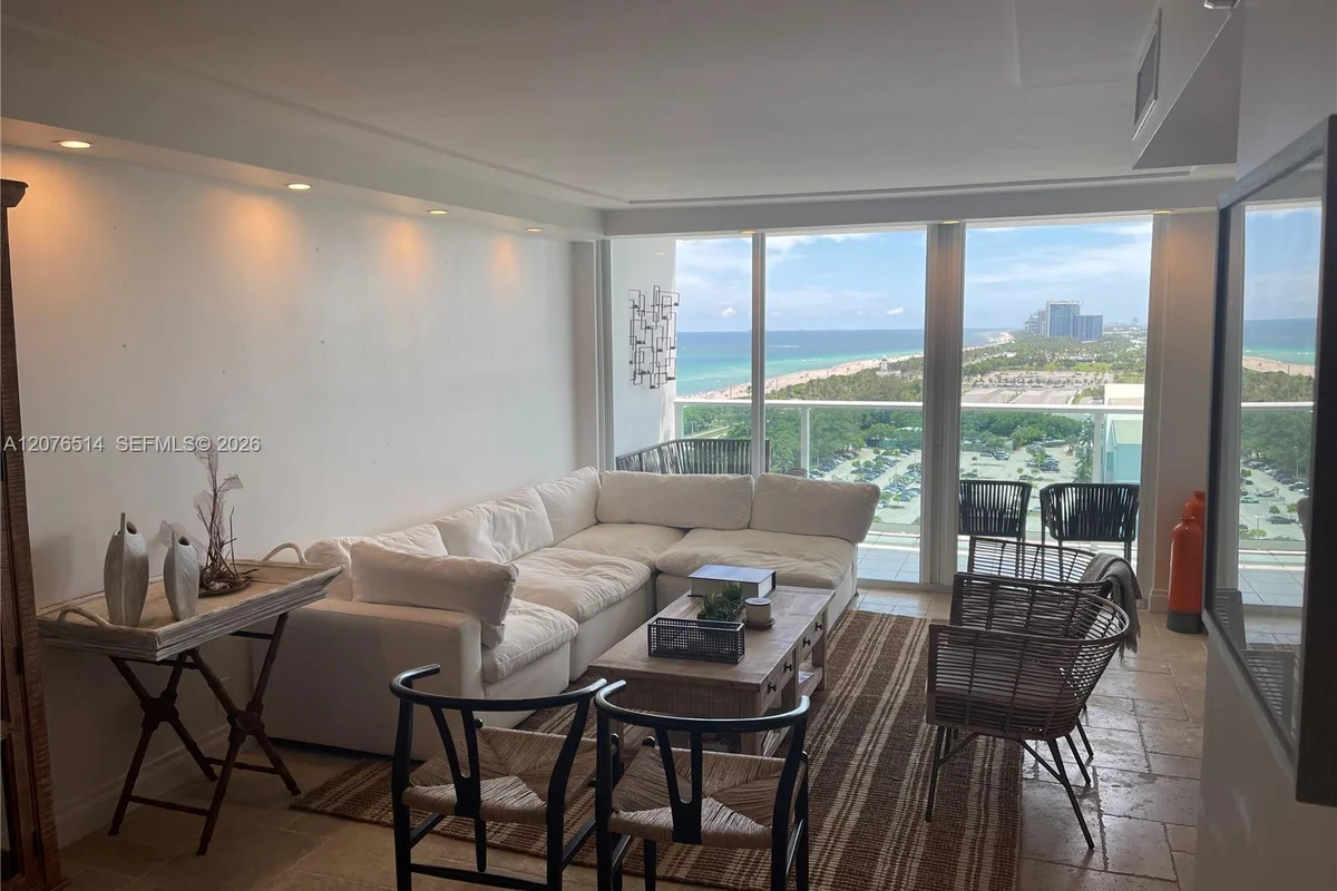 100 Bayview Dr #1924, Sunny Isles Beach: photo 1 of 15