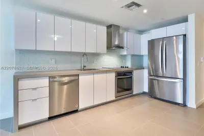 1600 NE 1st Ave #1202, Miami: photo 1 of 20