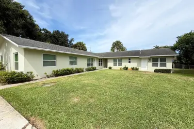8748 Sunset Dr, Palm Beach Gardens: photo 1 of 23