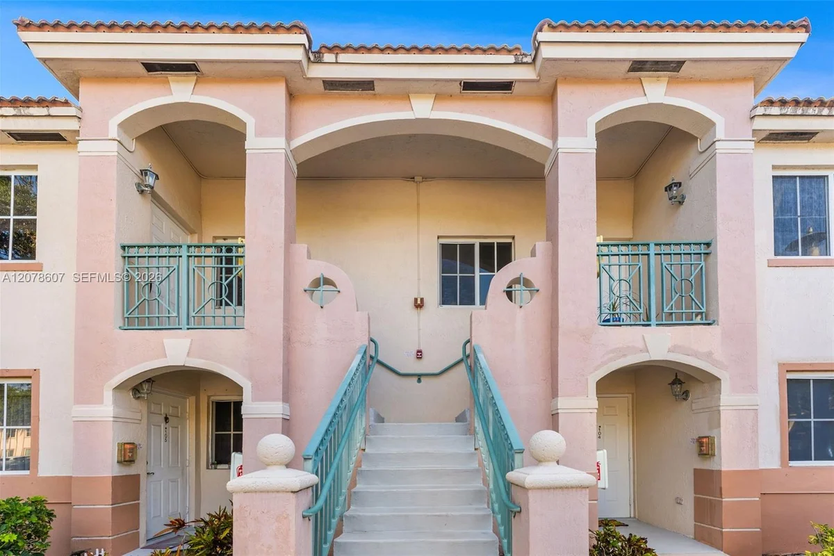 2140 NW 78th Ave #204, Pembroke Pines: photo 1 of 21