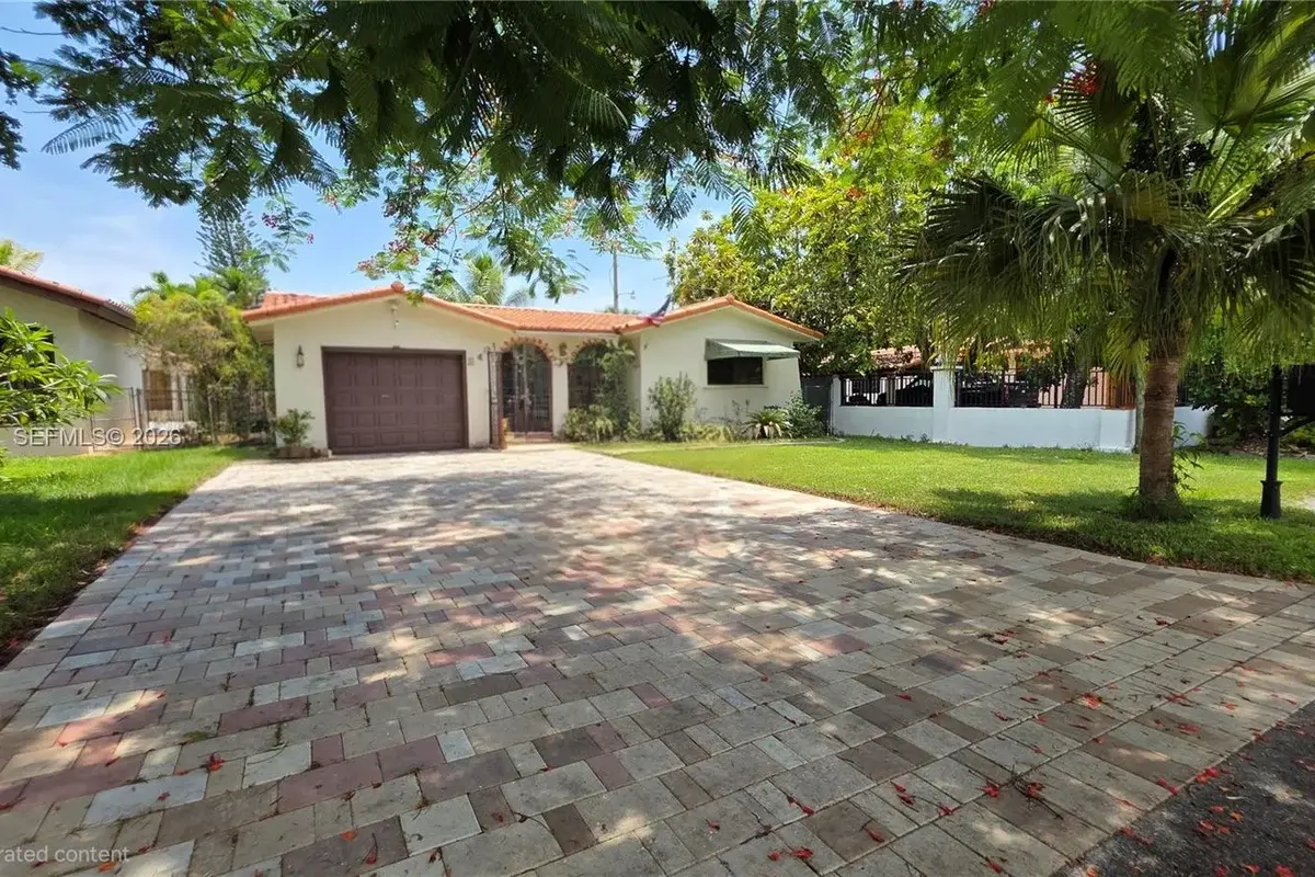 3431 SW 63rd Ave, Miami: photo 1 of 64
