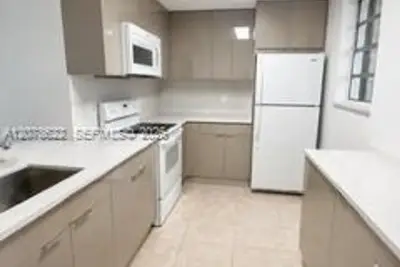14170 SW 84th St #401-F, Miami: photo 1 of 5