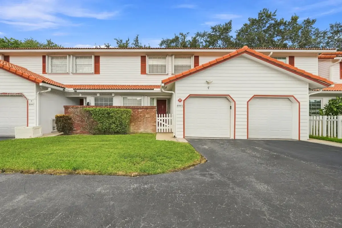 8945 NW 23rd St, Coral Springs: photo 1 of 26