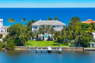 1616 S Ocean Blvd, Palm Beach: photo 1 of 54