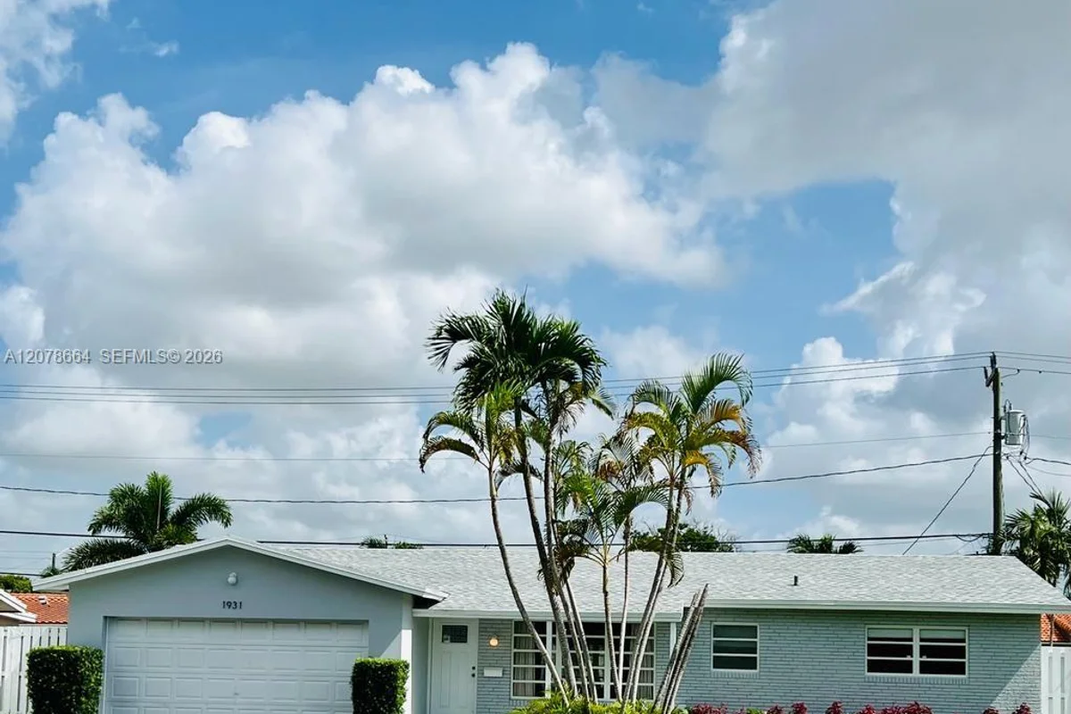 1931 NE 55th Ct, Fort Lauderdale: photo 1 of 39