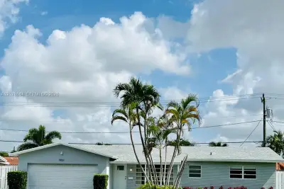 1931 NE 55th Ct, Fort Lauderdale: photo 1 of 39