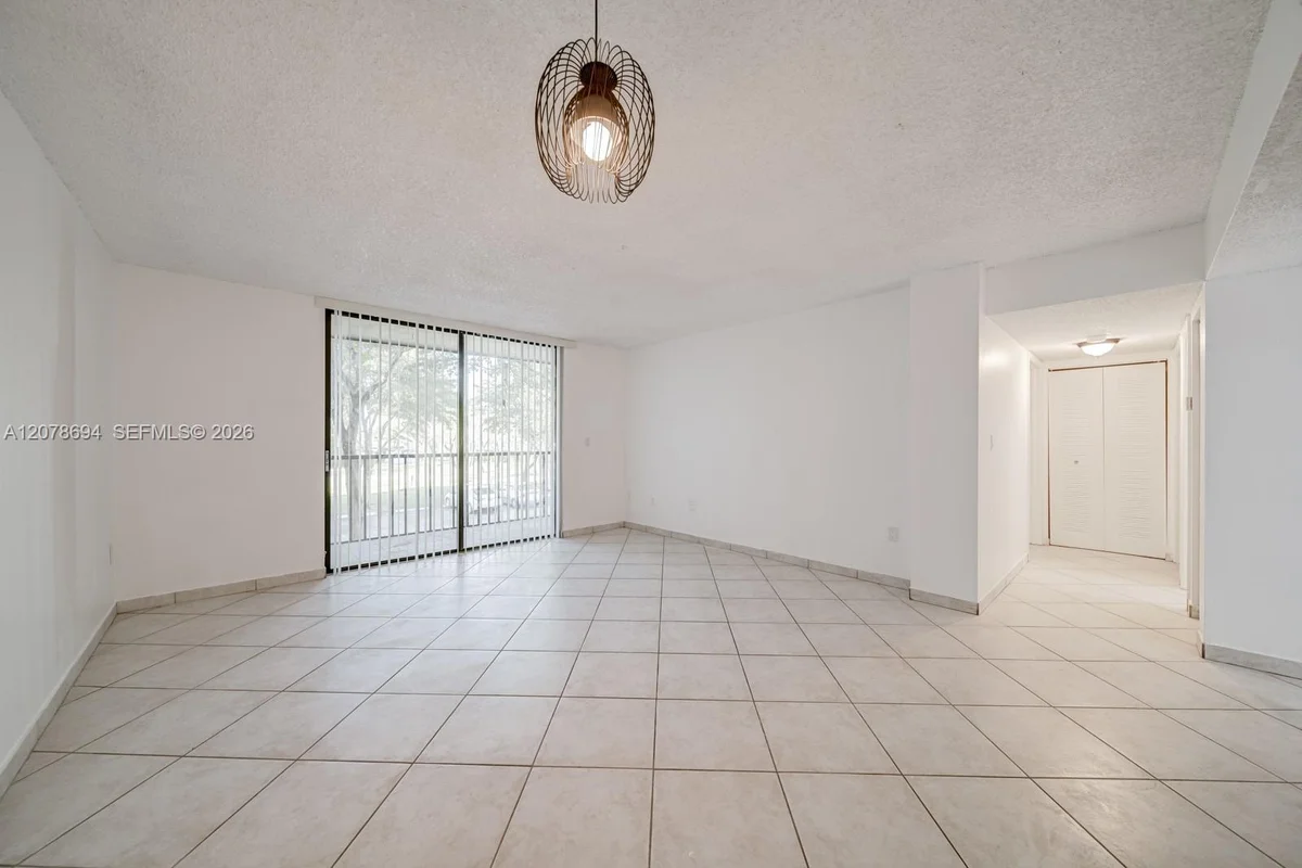 8420 SW 133rd Ave Rd #224, Miami: photo 1 of 18