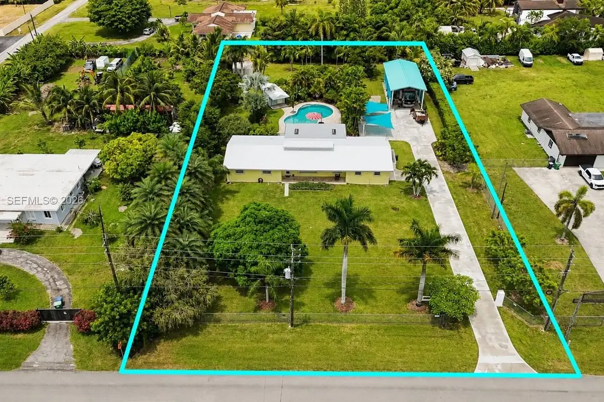 19345 SW 312th St, Homestead: photo 1 of 60