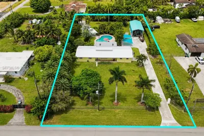 19345 SW 312th St, Homestead: photo 1 of 60