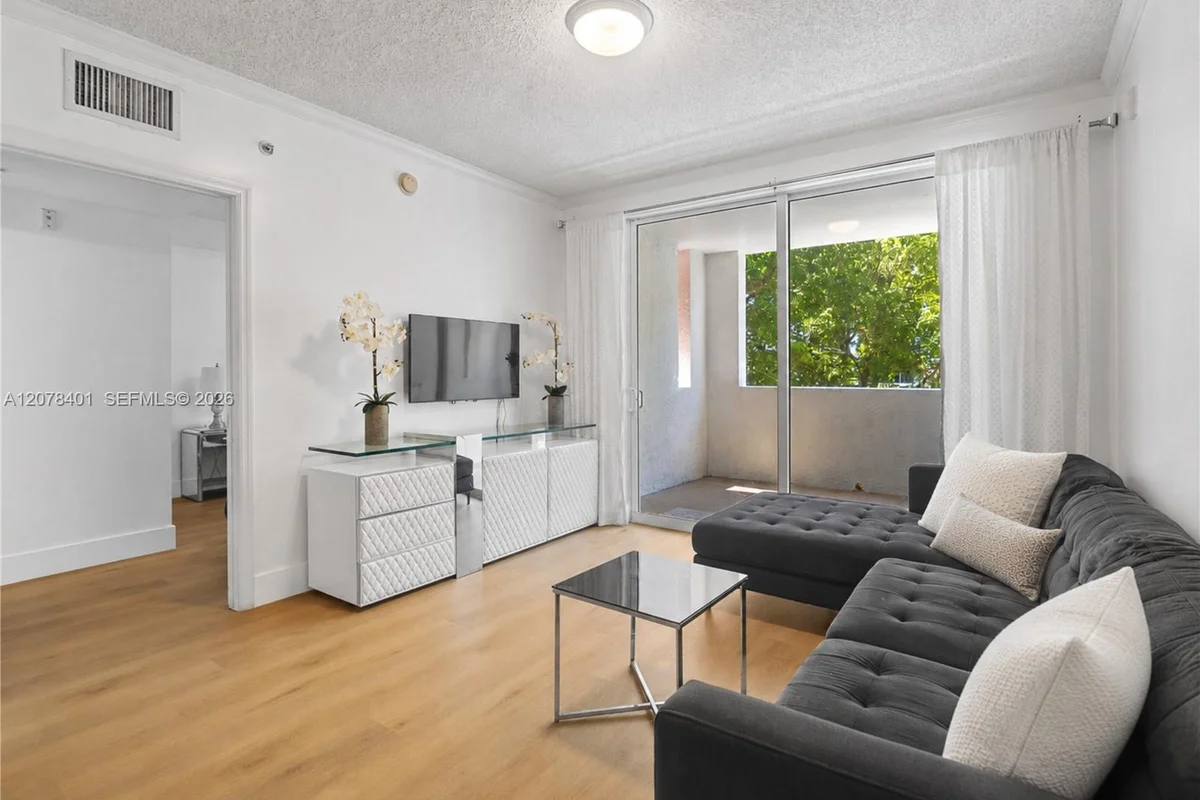 17145 N Bay Rd #4311, Sunny Isles Beach: photo 1 of 34