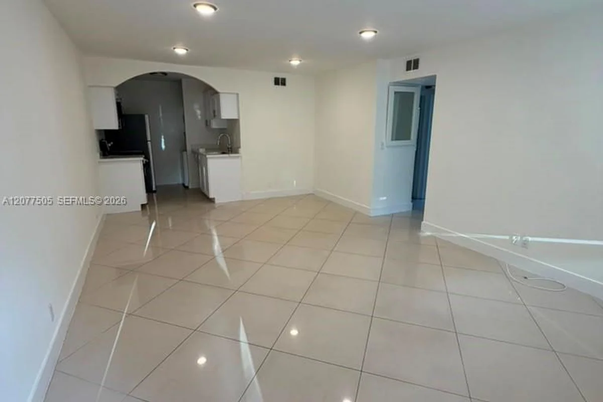 10230 Twin Lakes Dr #16-C, Coral Springs: photo 1 of 25