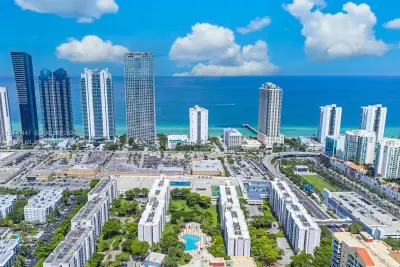 17011 N Bay Rd #205, Sunny Isles Beach: photo 1 of 12