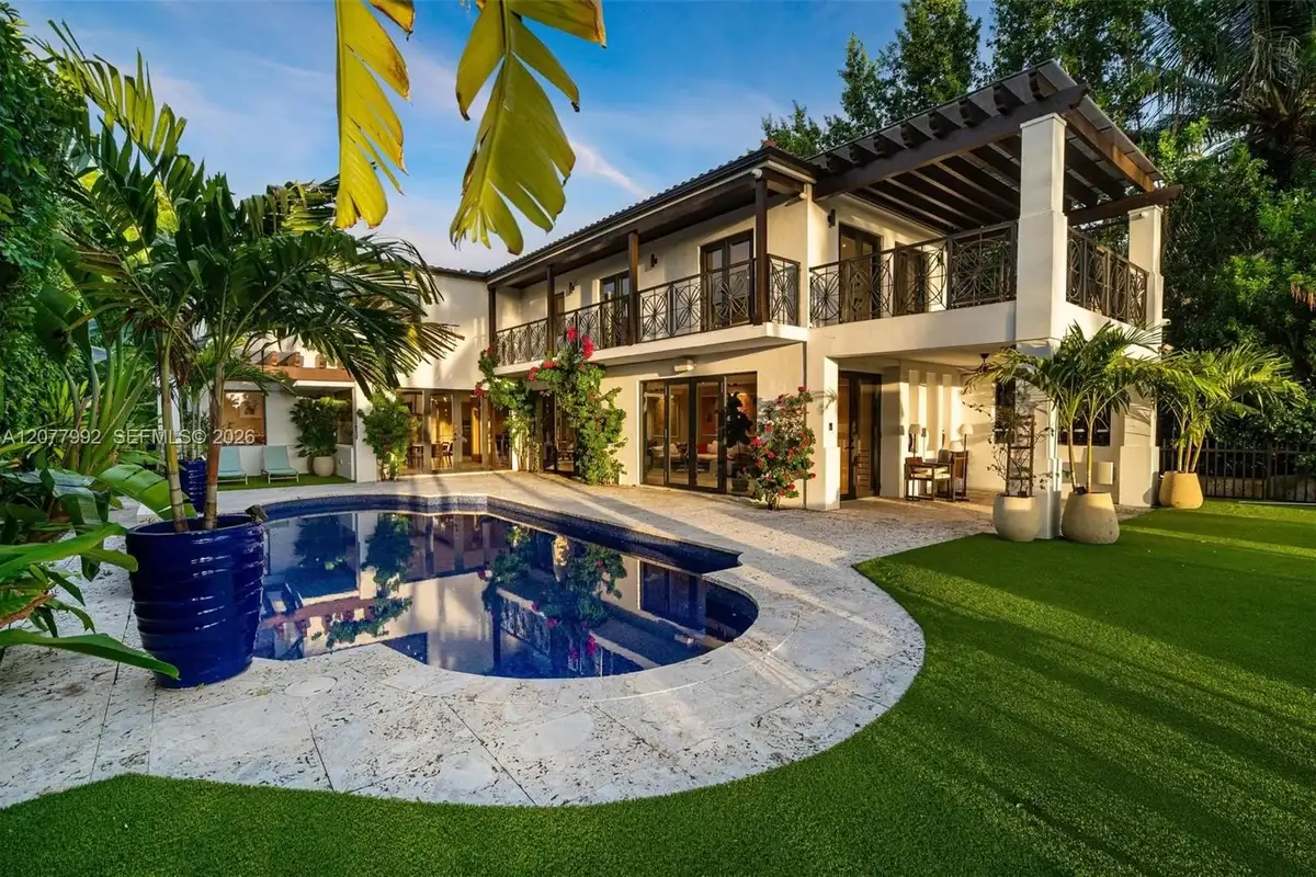 5170 La Gorce Dr, Miami Beach: photo 1 of 74