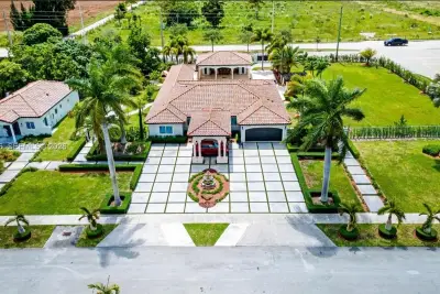 17122 SW 156th Ct, Miami: photo 1 of 66