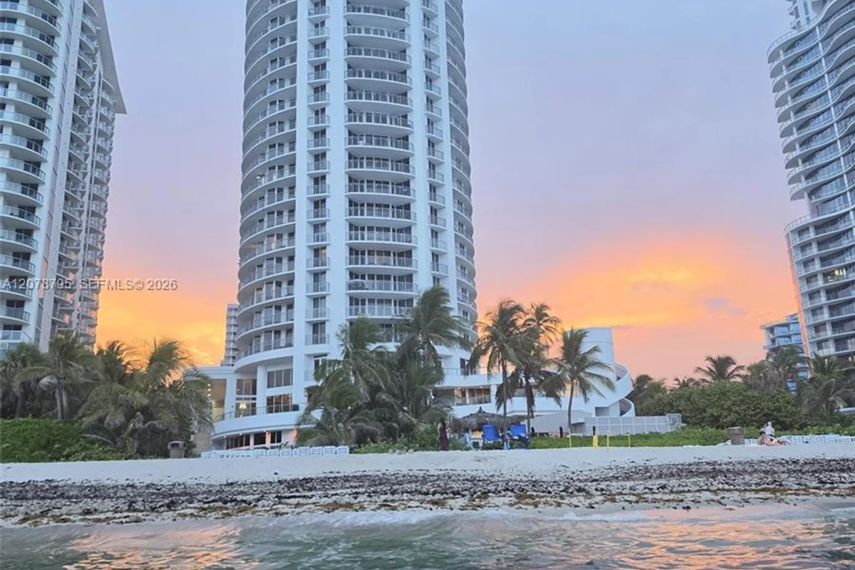 17375 Collins Ave #2706, Sunny Isles Beach: photo 1 of 8