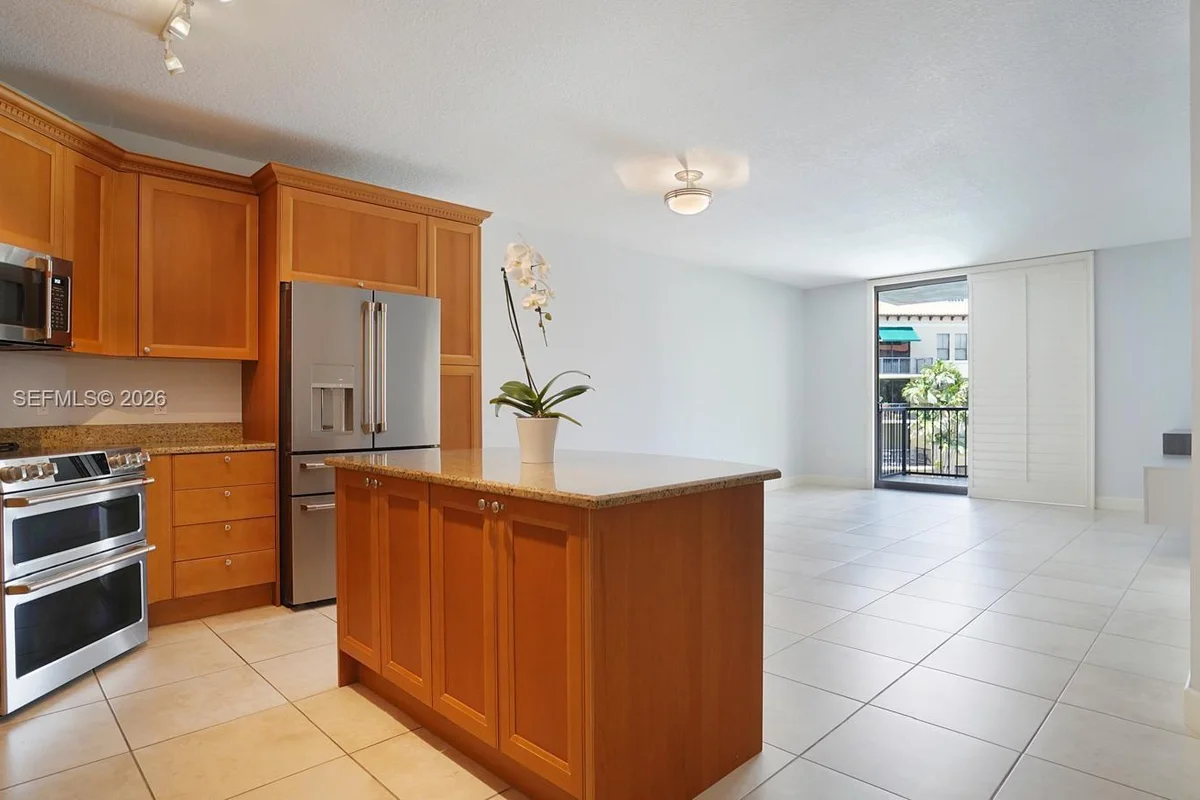 55 Merrick Way #729, Coral Gables: photo 1 of 43