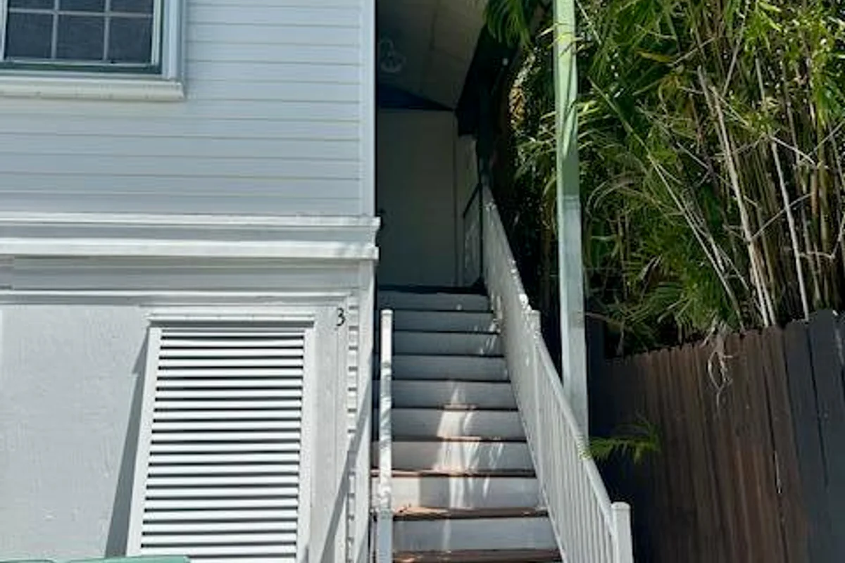 727 Penn St #3, West Palm Beach: photo 1 of 14