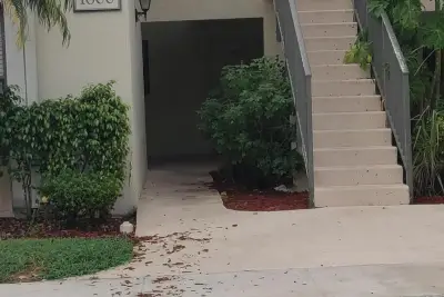 1600 Balfour Point Dr #F, West Palm Beach: photo 1 of 10