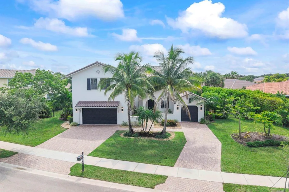 8050 NW 121st, Parkland: photo 1 of 31