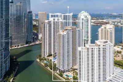 801 Brickell Key Blvd #1204, Miami: photo 1 of 29