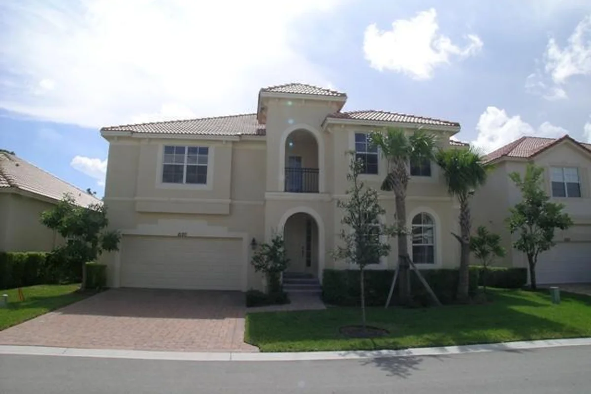 8120 Bautista Way, Palm Beach Gardens: photo 1 of 31