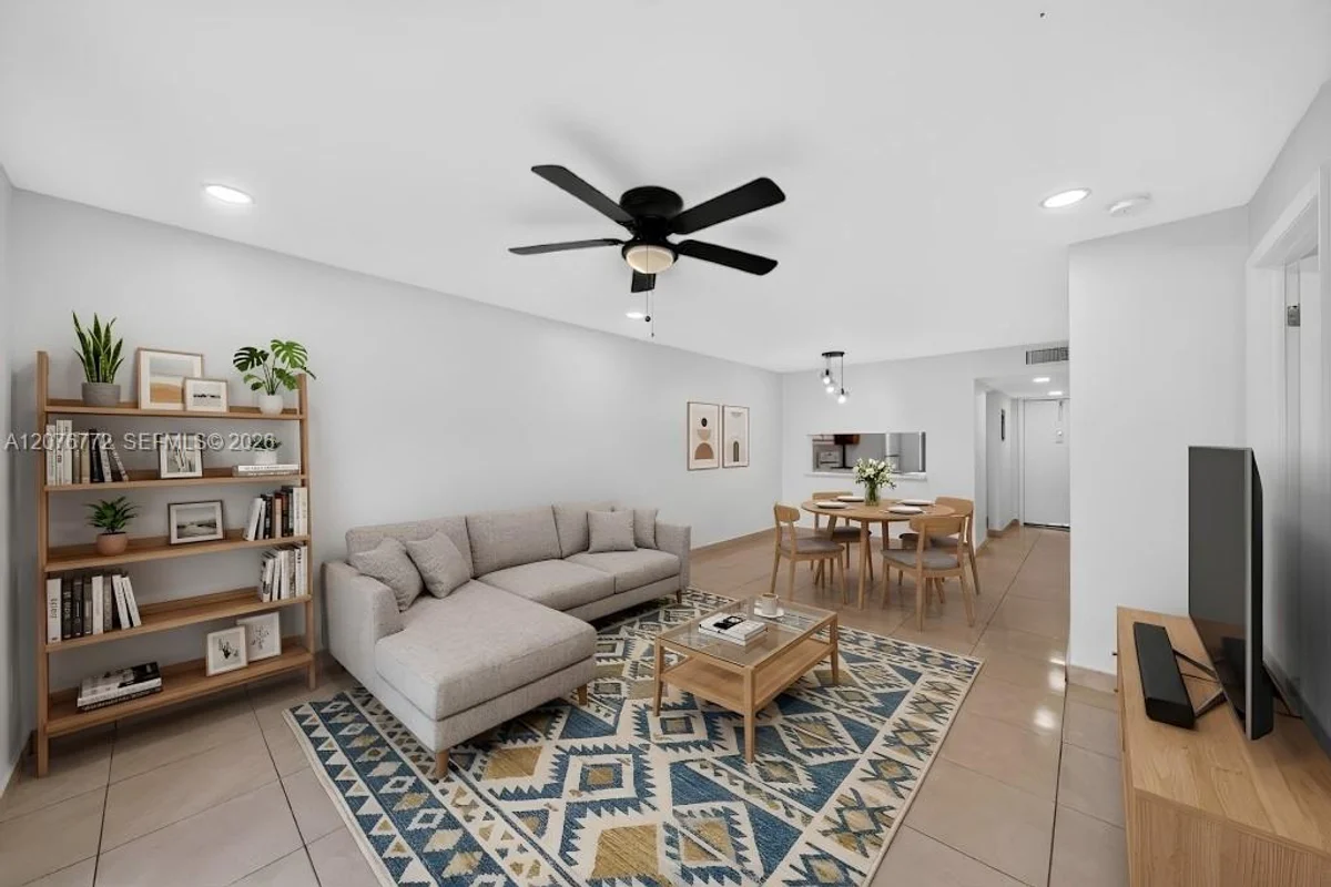 7670 SW 152nd Ave #1-207, Miami: photo 1 of 23