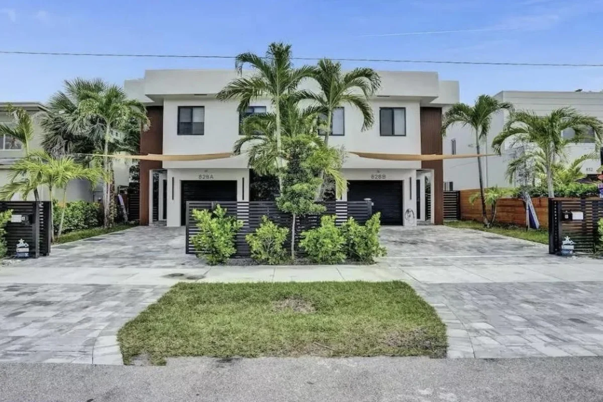 828 SW 16th St, Fort Lauderdale: photo 1 of 21