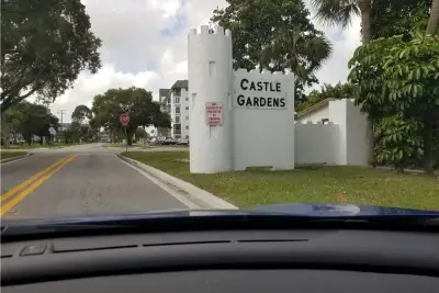4841 NW 22nd Ct #115, Lauderhill: photo 1 of 6