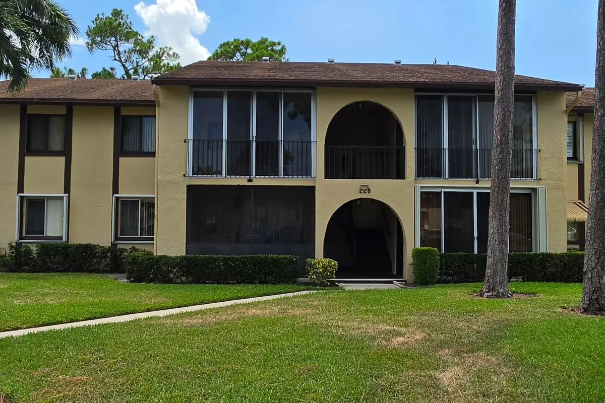 228 Pine Hov Cir #A2, Greenacres: photo 1 of 22