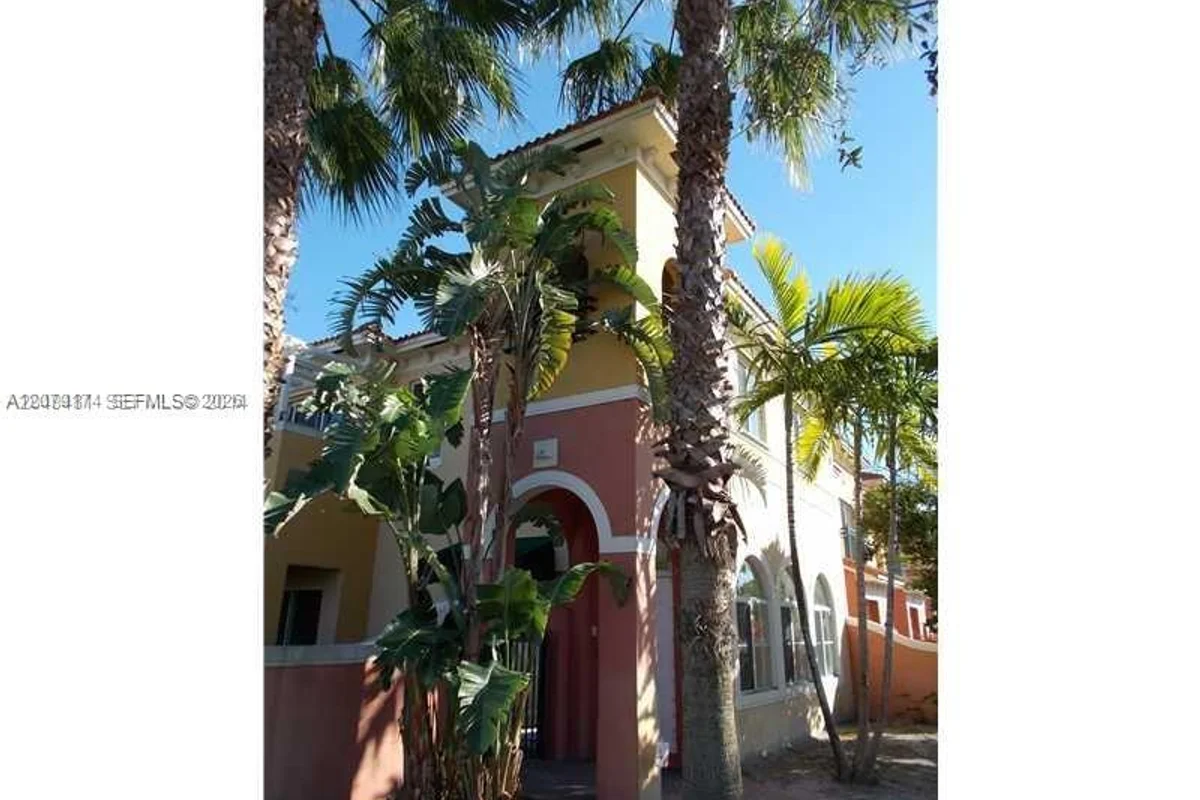 3632 NW 30th Ct #10F, Lauderdale Lakes: photo 1 of 8