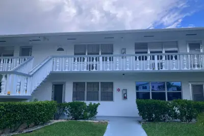 275 Windsor L, West Palm Beach: photo 1 of 28